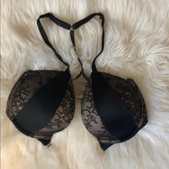 Victoria’s Secret front close racerback bra 🌟 - Picture 1 of 4
